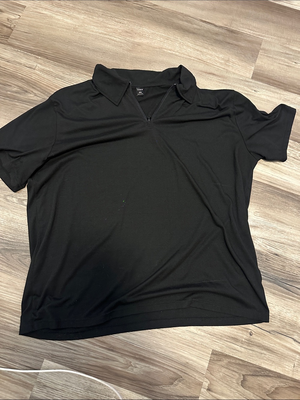 SHEIN Black Short-Sleeve Zip Polo